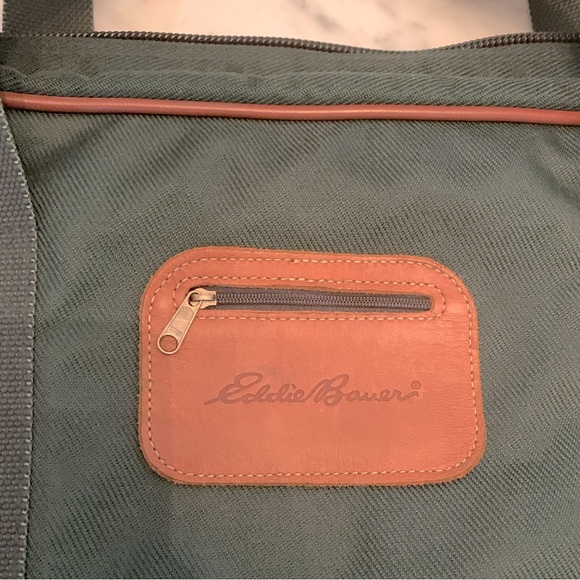 Vintage Eddie Bauer soft suitcase in classic forest green with tan leather trim - Picture 3 of 15